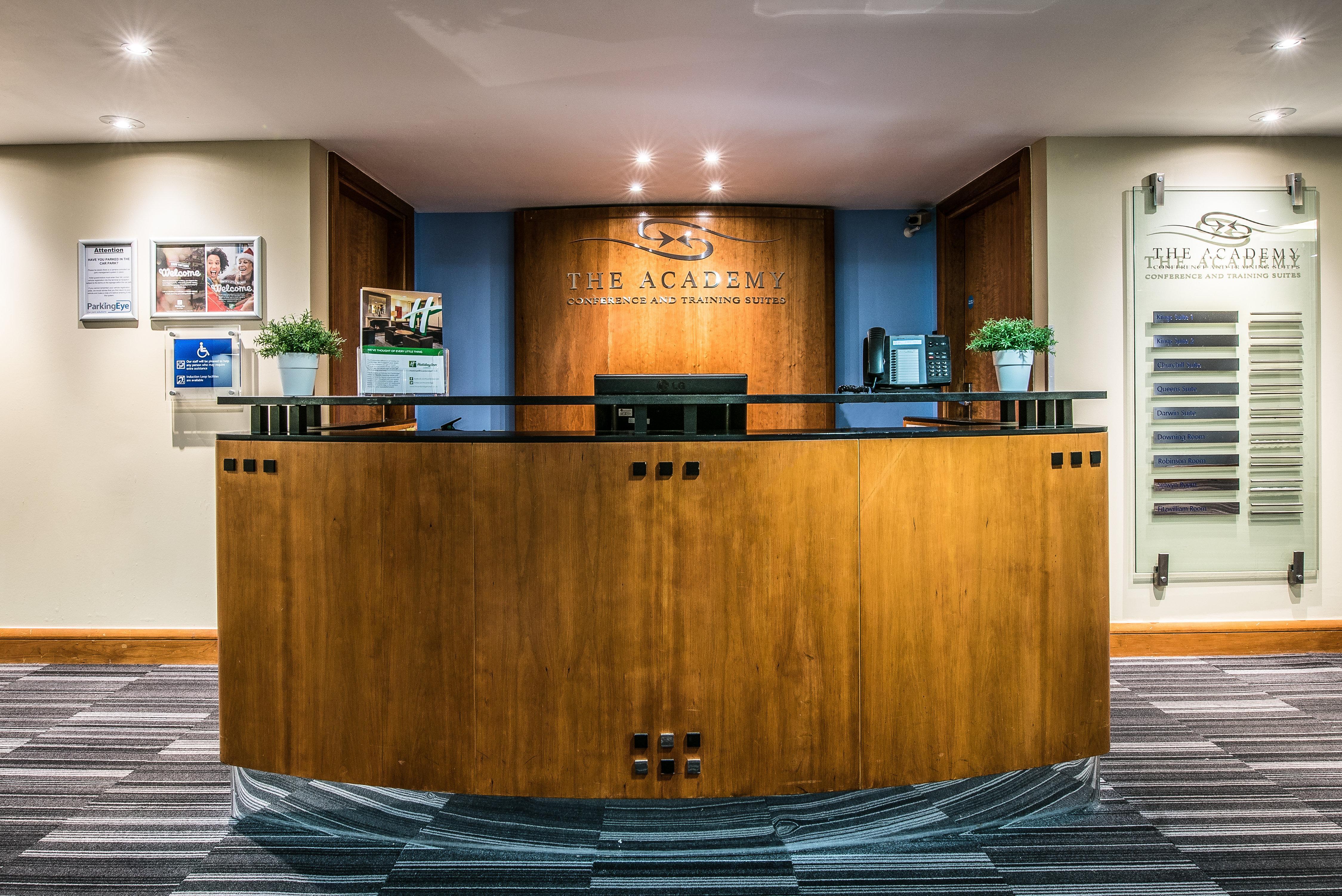 Holiday Inn Cambridge By Ihg Girton  Bagian luar foto