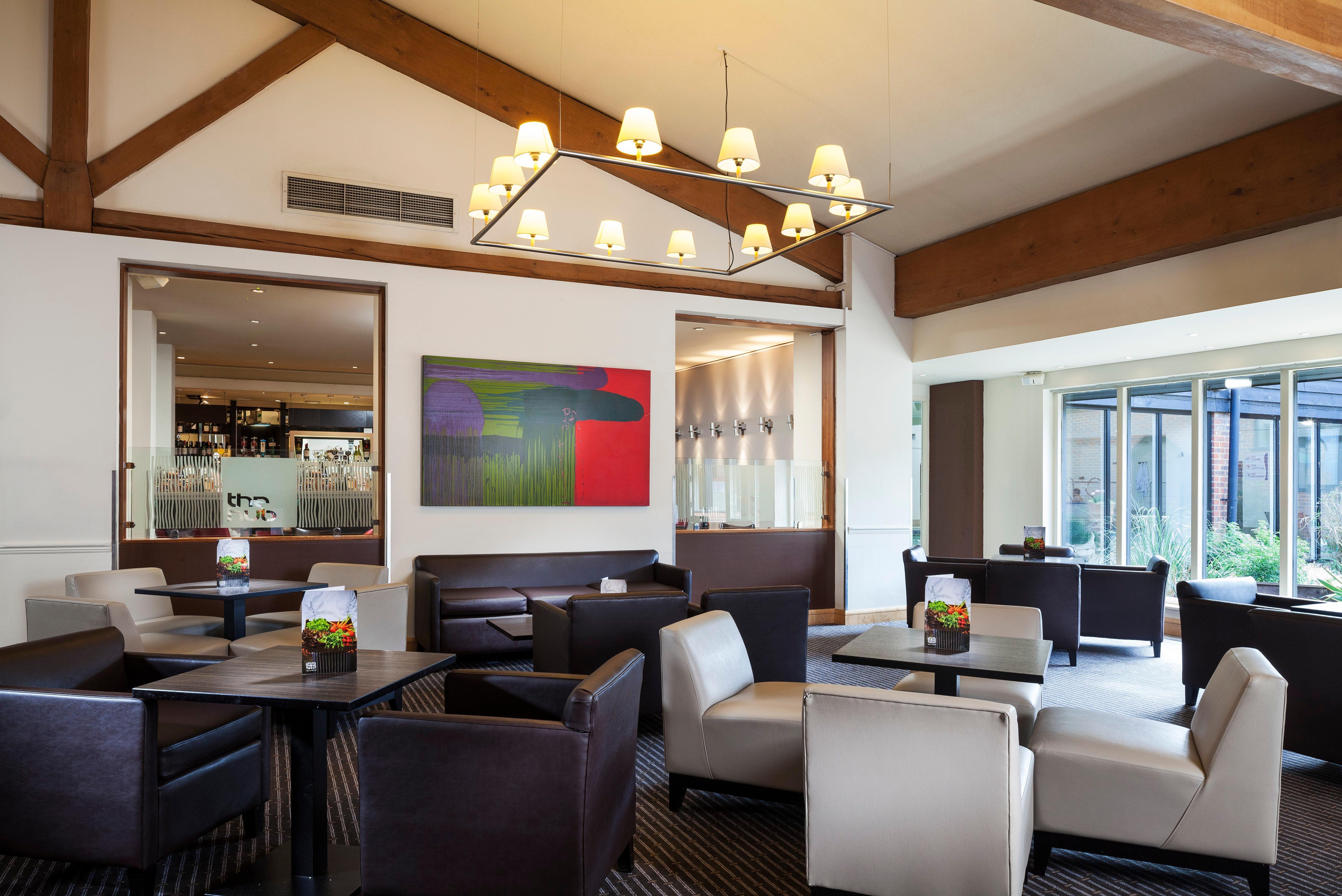 Holiday Inn Cambridge By Ihg Girton  Bagian luar foto