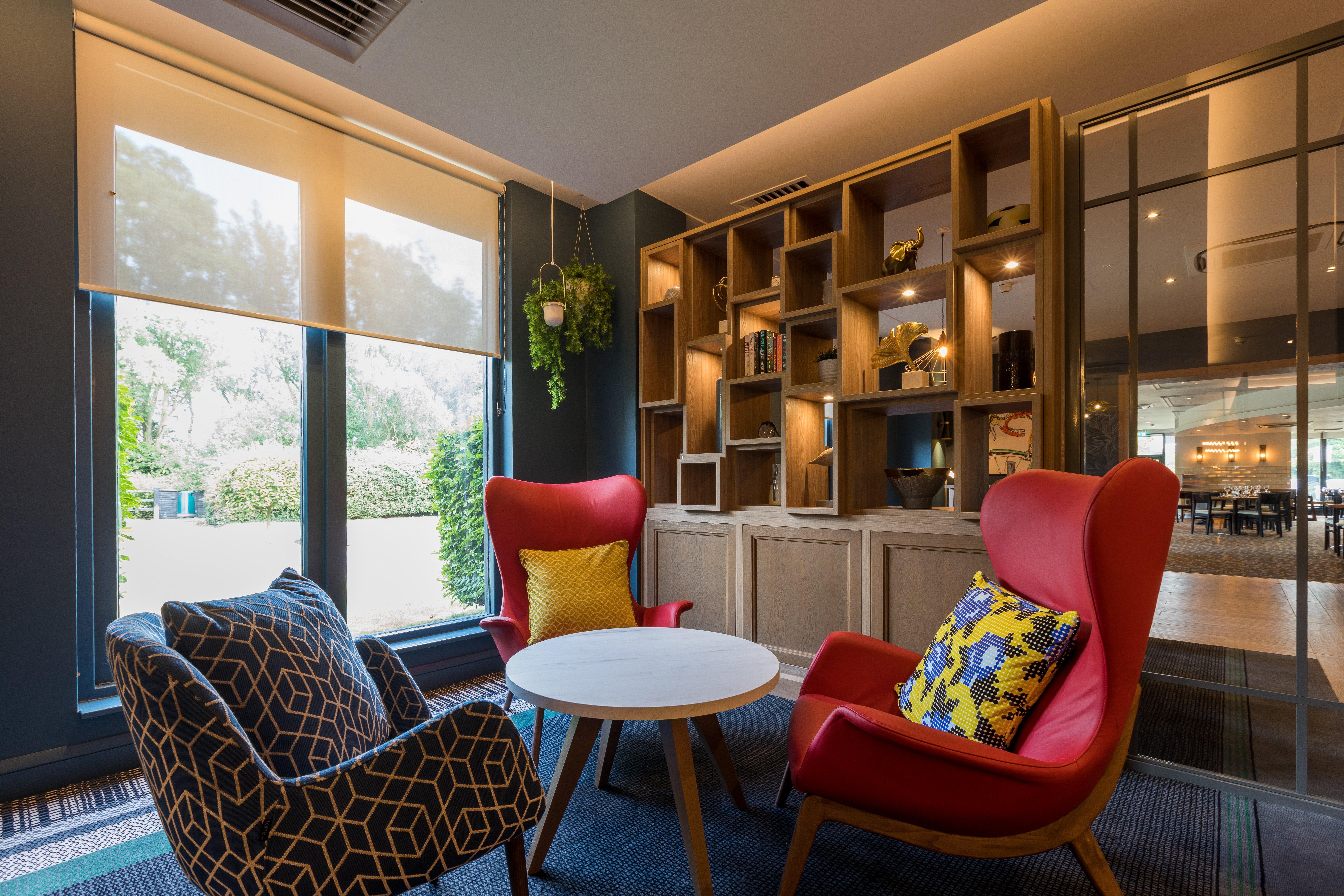 Holiday Inn Cambridge By Ihg Girton  Bagian luar foto