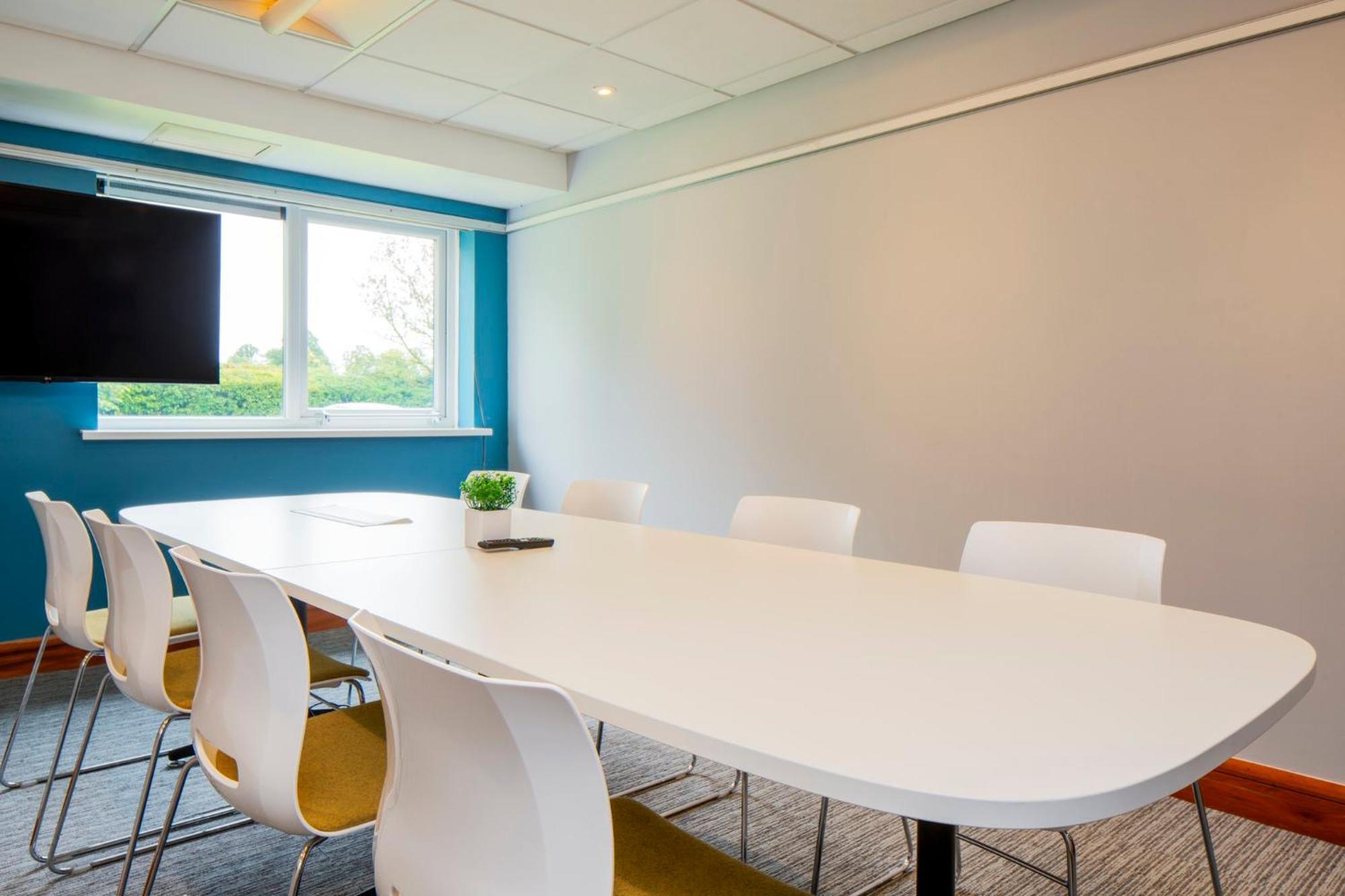 Holiday Inn Cambridge By Ihg Girton  Bagian luar foto