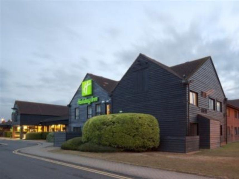 Holiday Inn Cambridge By Ihg Girton  Bagian luar foto